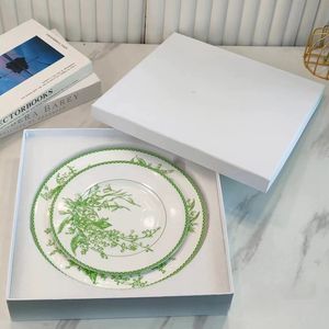 Wholesale Luxury Bone China Dinnerware Sets <b>Sustainable</b> Porcelain Dinner Set for Dinner Cup Kit Included - Product Image 5