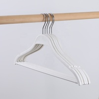 Cintre en plastique blanc de luxe 1803, antidérapant, avec encoches, gain de place, léger, design moderne pour costumes et sacs
