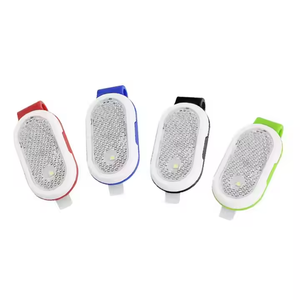 Lampe <span class=keywords><strong>de</strong></span> sécurité LED super lumineuse rechargeable par USB pour le cyclisme et la course à pied - Product Image 2