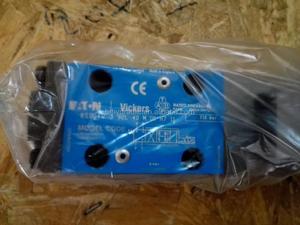 โซลินอยด์วาล์วไฮดรอลิกแบบปรับสัดส่วน KSDG4V-3-92L-40-M-U1-H7-11 220v - Product Image 3