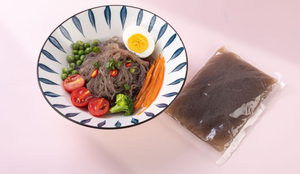 Ramen Vegano con Sabor a Algas Marinas, Fideos Shirataki Chinos Bajos en Carbohidratos y Sin Gluten, Comida Instantánea Lista en 2 Minutos - Product Image 3