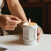 Bougie parfumée artisanale personnalisable en relief romain, pot en cire de soja de luxe, écologique, longue durée, aromathérapie, décoration d'intérieur, cadeau OEM