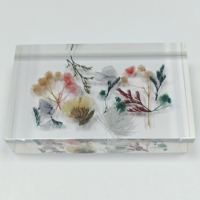 Brique de résine transparente 3D avec fleurs séchées réelles intégrées - Bloc de cristal rectangulaire avec fleurs pressées, presse-papier