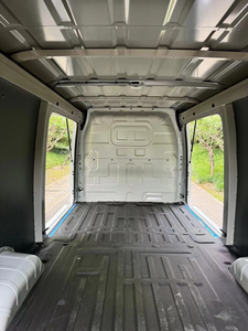 大型貨物スペース <span class=keywords><strong>2</strong></span>人乗りバン ジリー ファリゾン V7e 純電気配送車 長寿命バッテリー 中国製新型EV車 - Product Image 5