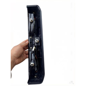 Pour Toyota <span class=keywords><strong>Land</strong></span> <span class=keywords><strong>Cruiser</strong></span> 70 <span class=keywords><strong>HZJ70</strong></span> LC71 LC76 LC78 LC79, ensemble de feux de plaque d'immatriculation 81270-60221, éclairage de plaque de porte. Poignée de hayon. - Product Image 4