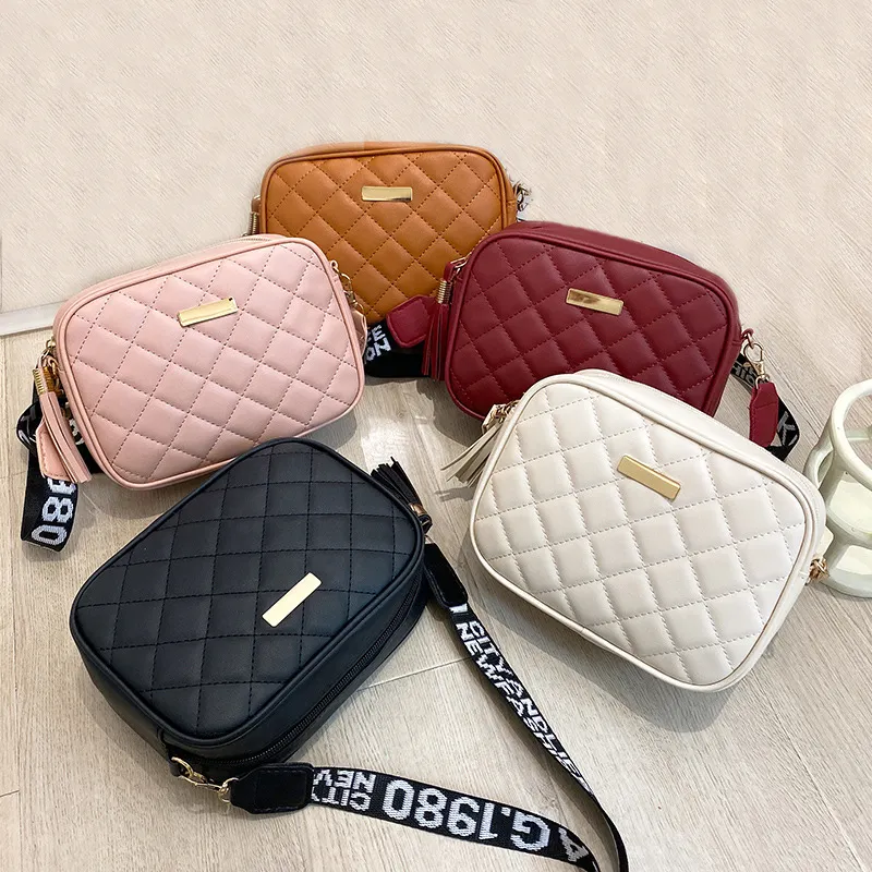 Crossbody Bags for Women Small Handbags PU Leather Shoulder Bag Ladies Purse Evening Bag Quilted Satchels with Tassel