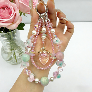 Chaîne de téléphone en cristal exquis, style multi-perles, bracelet en perles - Product Image 1