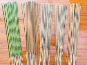 Varillas de Incienso de Agar Natural, Ecológicas, Hechas a Mano, Orgánicas, de Larga Duración, Aromaterapia para Todas las Estaciones, Precio al por Mayor - Product Image 6