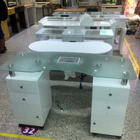 Mobilier de salon de beauté de haute qualité avec dessus en verre table de manucure avec ventilateur pour spa blanc à ongles