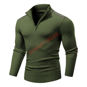 Pull confortable pour hommes avec tissu doux et design élégant parfait pour une tenue décontractée et un temps froid assurant - Product Image 1
