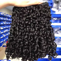 Lot de Tissages de Cheveux Humains Bouclés Pixie Cut Alignés Cuticules Fabrication Extension Capillaire Qualité Supérieure 12A Vente en Gros