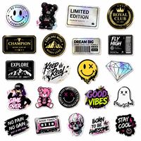 Autocollants découpés sur mesure, étiquettes holographiques en vinyle imperméable, autocollants de marque avec logo, impression d'étiquettes rondes en feuille d'or résistantes aux UV