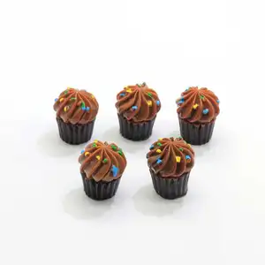 Kue Mini Lucu Warna Coklat Cupcake Desain Terbaru 100 Buah Mainan Cabochon Manik-manik Resin Grosir untuk Dekorasi Suplai Slime Kerajinan