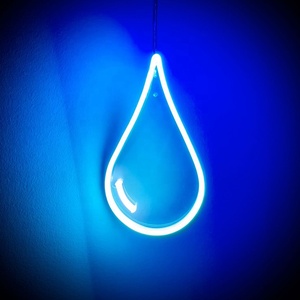 Insegna LED al Neon Personalizzata <span class=keywords><strong>in</strong></span> PVC/Acrilico con Lettere alla Moda per Decorazione, <span class=keywords><strong>Pubblicità</strong></span> e Illuminazione con Colori RGB - Product Image 5
