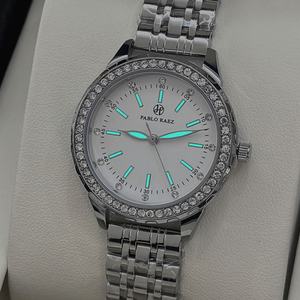 Montre-bracelet en acier inoxydable et cuir pour femme, vente en gros d'usine, OEM ODM, logo personnalisé, tendance, étanche, mouvement à quartz 3BAR - Product Image 2