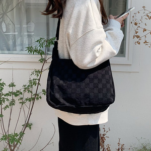 Sac messager pour femmes, motif losanges blanc cassé, sac à bandoulière de grande capacité pour un usage quotidien, été 2022 - Product Image 4