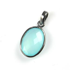 Colgante Unisex de Plata de Ley 925 con Engaste de Bisel, Calcedonia Aqua Natural Ovalada de 13x18mm, Bañado en Negro, Ideal para Regalo - Product Image 1