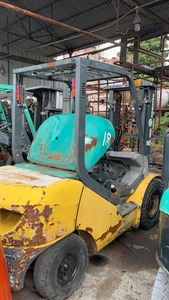 Used Komatsu 3 Ton Diesel <b>Forklift</b> 3-Stage Mast 4WD Solid Tires Rough Terrain Second Hand - Product Image 3