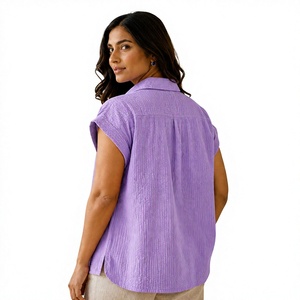 Blusa Casual de Verano para Mujer, 100% Algodón, Tejido Seersucker Texturizado, Cuello Camisero, Manga Corta, Corte Holgado - Product Image 1