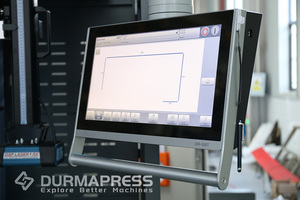 Presse plieuse servo sans distorsion 310T/3200 avec système Delem DA58TX 2D pour boîtier métallique de borne de recharge - Product Image 2