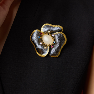 Broche de Flor de Dos Tonos de Jade Hetian Natural de Lujo, Chapado en Oro de 18K, con Múltiples Gemas, para Boda y Regalo - Product Image 2