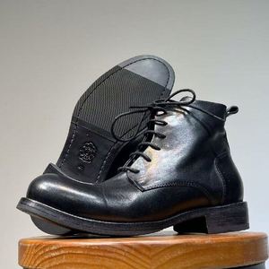 Bottes en cuir délavé rétro pour hommes, style anglais, à lacets, à bout épais, pour l'été, l'hiver et l'automne - Product Image 3
