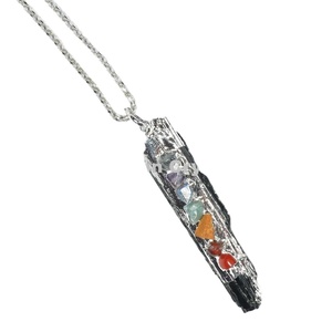 Pendentif en tourmaline noire électroplaqué, cristal naturel, bijoux de guérison Reiki à prix de gros abordable pour femmes et hommes - Product Image 1