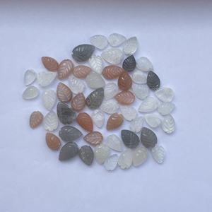 Pierres précieuses en forme de feuille sculptées à la main en pierre de lune naturelle pêche, blanche et grise de 8 mm, 10 mm, 12 mm pour la fabrication de bijoux, qualité AAA, neuves, conformes aux normes Alibaba - Product Image 3