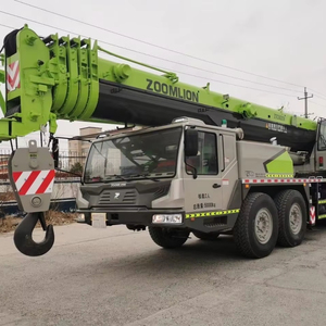 Grue mobile Zoomlion ZTC800 80T bien entretenue, conforme aux normes EPA, pour travaux d'infrastructure lourde - Product Image 1