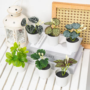 Plantes vertes artificielles de haute qualité en pot, fleurs artificielles décoratives pour salon, mini bonsaïs, ornements, pots de plantes en plastique - Product Image 5