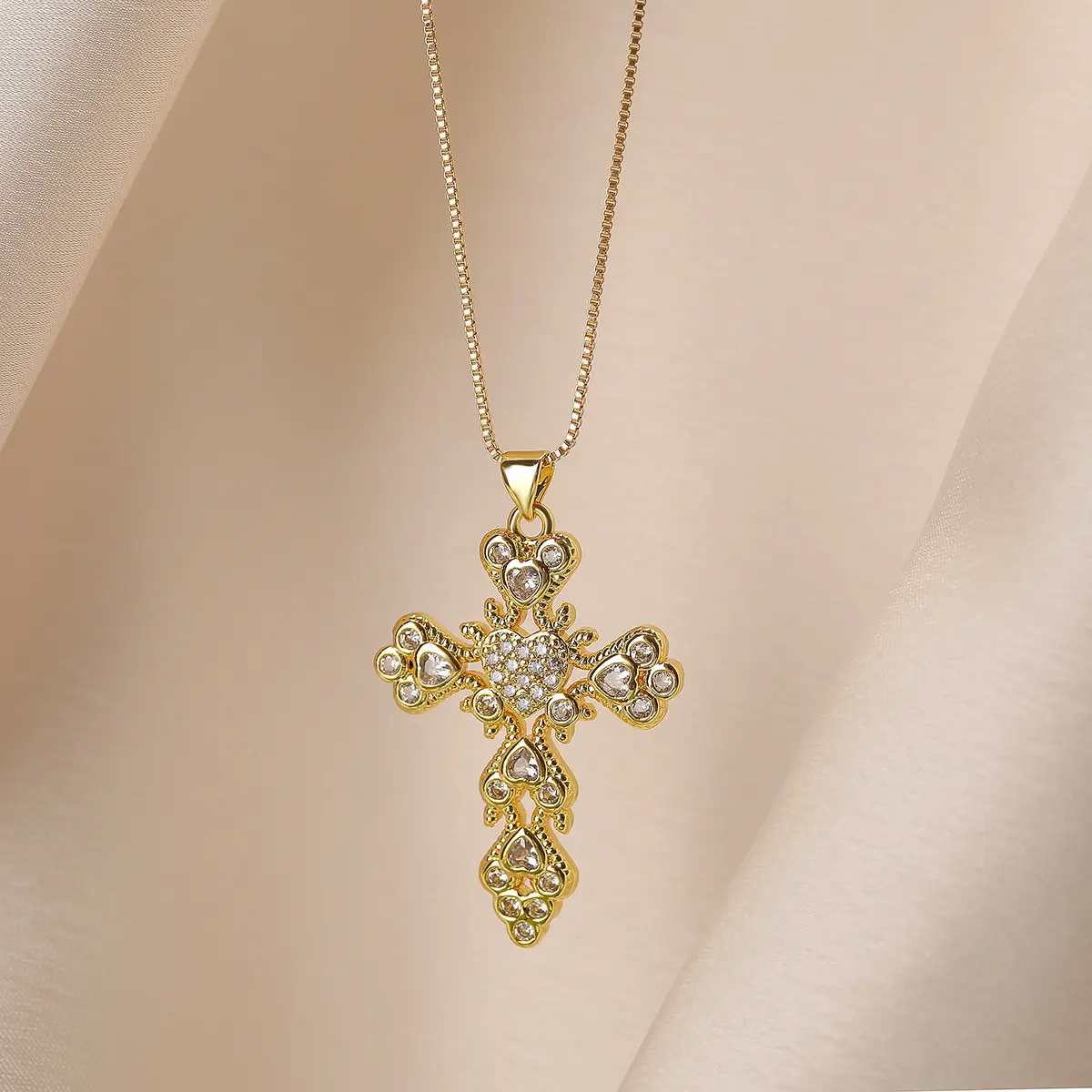 ZF 2024 New dainty tiny 18k gold plated beaded chain womens christian gold diamond cross pendent necklace