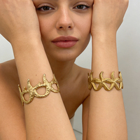 Bracelet en acier inoxydable plaqué or 18 carats, inaltérable, minimaliste et tendance, motif étoile de mer, bijou pour femme, cadeau