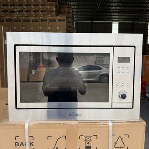 Horno Microondas de Gran Capacidad de 30L con Función de Grill, Acero Inoxidable, Color Plateado, 900W de Potencia, Soporte para Descongelación, Menú Automático, 30L M - Product Image 1