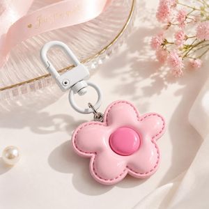 ดอกไม้สีลูกกวาด น่ารัก หวาน น่าเอ็นดู จี้ห้อยคอเพื่อนสนิท ของตกแต่งเคสหูฟัง - Product Image 2