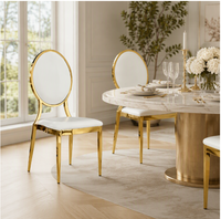 Chaise de salle à manger avec dossier en métal doré et motif soleil, assise rembourrée en similicuir blanc, mobilier pour hôtels, restaurants et banquets, vente en gros