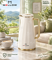 Carafe à café isotherme moderne OEM 1,0 L en PP noir mat avec intérieur en verre et poignée chromée angulaire pour hôtel