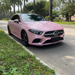 Pellicola Adesiva Rimovibile Rosa Super Lucida per Auto, Pellicola Decorativa Opaca Cambia Colore ad Alto Impatto Visivo, Pellicola Protettiva per Carrozzeria - Product Image 1