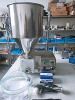 Remplisseuse de pâte électrique facile à nettoyer, machine de remplissage de pâte multi-buses à 6 têtes pour pâtisserie de table
