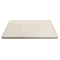 Pavés de bordure de piscine en marbre de pierre calcaire Sinaï perlé, sablé naturel, beige jaune, personnalisés pour l'extérieur