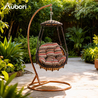 Fauteuil suspendu œuf en rotin PE pour patio, avec support et coussin, idéal pour jardin, balcon et hôtel (vente en gros)