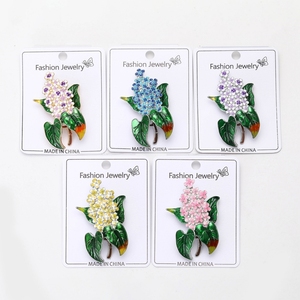 Broches Fleur <span class=keywords><strong>de</strong></span> Lilas <span class=keywords><strong>pour</strong></span> <span class=keywords><strong>Femme</strong></span>, Épingles Émaillées Fleur <span class=keywords><strong>de</strong></span> <span class=keywords><strong>Clou</strong></span> <span class=keywords><strong>de</strong></span> <span class=keywords><strong>Girofle</strong></span> Violette, Broches <span class=keywords><strong>de</strong></span> Mariage et <span class=keywords><strong>de</strong></span> Fête, Épingles <span class=keywords><strong>de</strong></span> Revers, Bijoux Cadeaux - Product Image 2