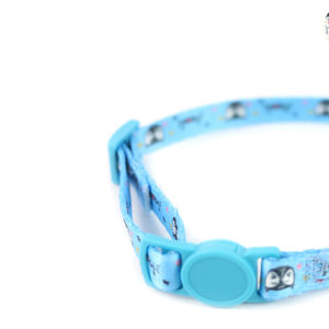 Collar Moderno y Elegante para Perro o Gato (20-31) con Estampado de Estilo Occidental, Patrón Animal, Nailon Resistente, Incluye Luces LED - Product Image 4