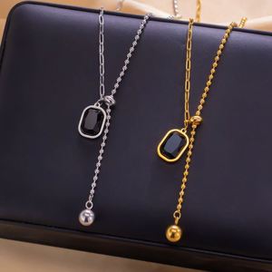 Collier en acier inoxydable plaqué argent, style punk, chaîne à maillons, pendentif à perles carrées pour femmes - Product Image 1