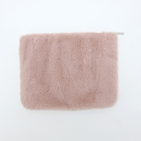 Étui à cosmétiques rose moelleux et mignon en fausse fourrure avec fermeture éclair, pochette de rangement portable pour maquillage, trousse de toilette de voyage en peluche
