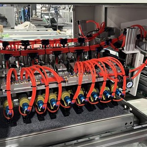 <b>Painting</b> Stretching Machine 1 Meter Wide Fully Automatic <b>For</b> Oil And Decorative <b>Paintings</b> <b>Frame</b> Edge Processing - Product Image 3