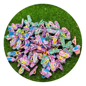 100pcs đầy màu sắc Đất Sét Polymer Flip Flop Charms Mini Dép Mặt dây chuyền tự làm mùa hè bãi biển chủ đề trang sức làm đồ trang trí