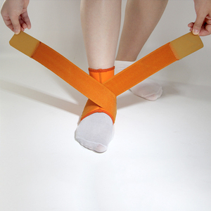 Gaine de support de cheville élastique pour le sport, élastique, OEM, noir et jaune, sangle enveloppant, stabilisateur, pour soulager la douleur du <span class=keywords><strong>pied</strong></span>, 1 pièce - Product Image 1