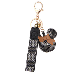 Nuevo estilo de lujo oso cuero llavero para mujer monedero bolso colgante coche llavero - Product Image 2