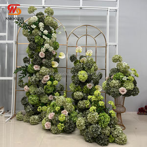 Guirlande de fleurs d'hortensia vertes très tendance pour la décoration d'arche de fête d'anniversaire - Product Image 2