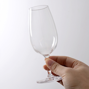 Tasse à boisson commerciale 130ml à pieds hauts <span class=keywords><strong>verre</strong></span> à pieds courts acrylique PC incassable rouge blanc <span class=keywords><strong>verre</strong></span> à vin <span class=keywords><strong>plastique</strong></span> réutilisable - Product Image 6